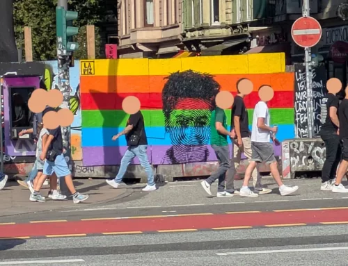 Graffiti supporting Dunja Hayali